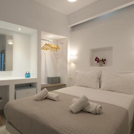 Low Cost Fira Center Rooms Dış mekan fotoğraf