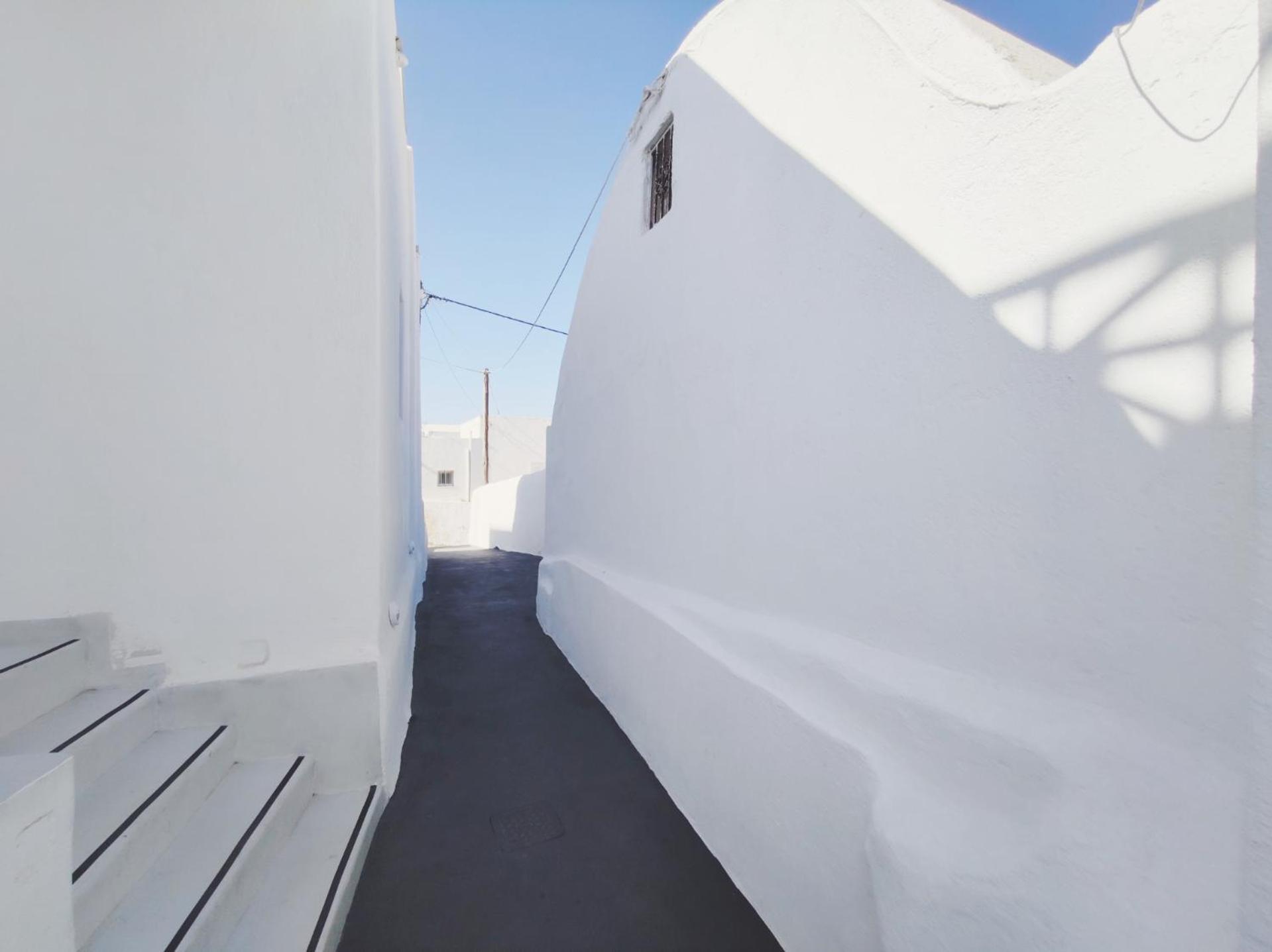 Low Cost Fira Center Rooms Dış mekan fotoğraf