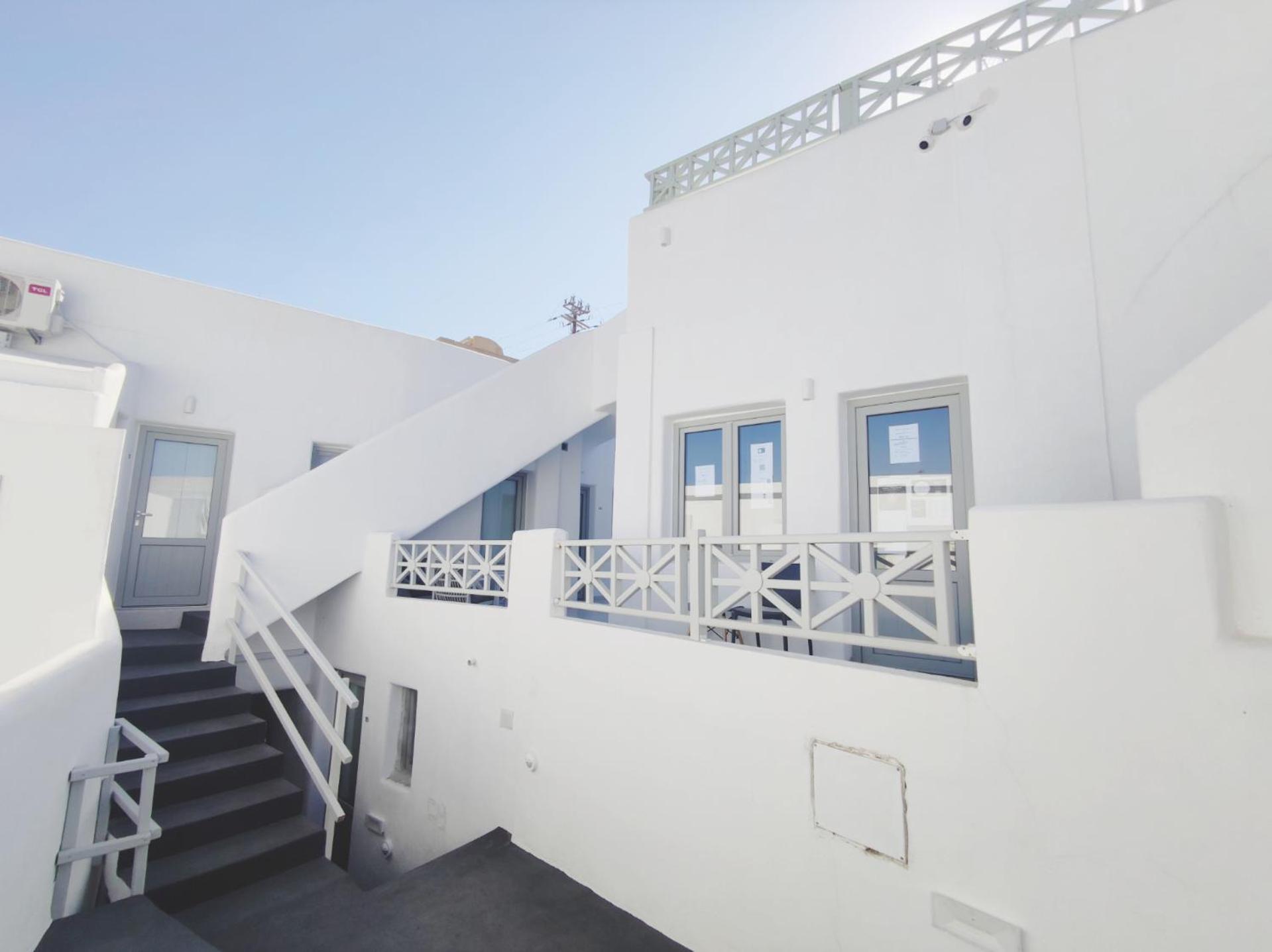 Low Cost Fira Center Rooms Dış mekan fotoğraf