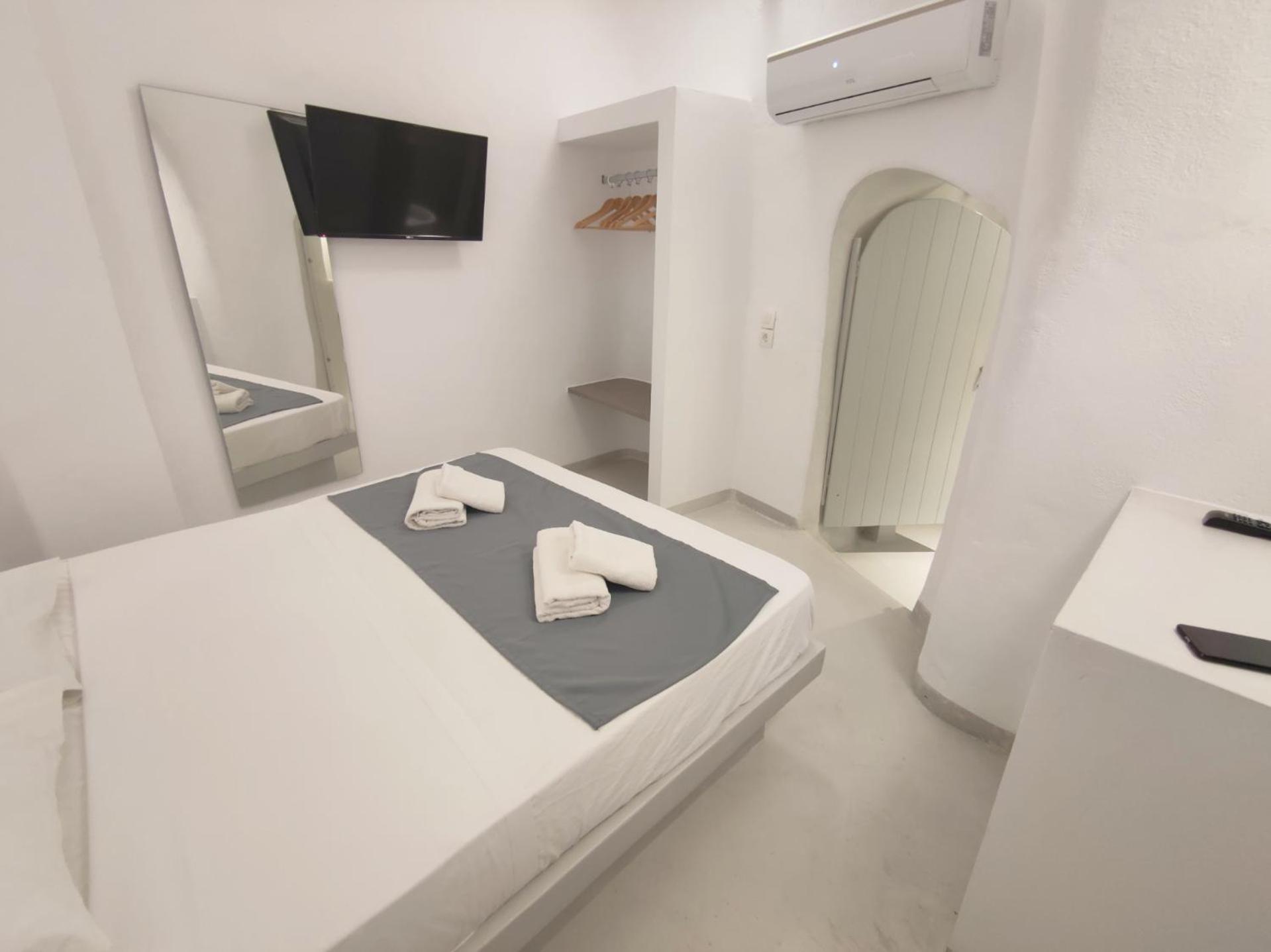 Low Cost Fira Center Rooms Dış mekan fotoğraf